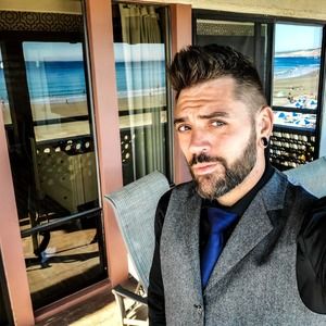 Meet your Posher, Mike